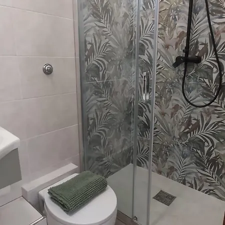 Tilde לינה וארוחת בוקר 3*