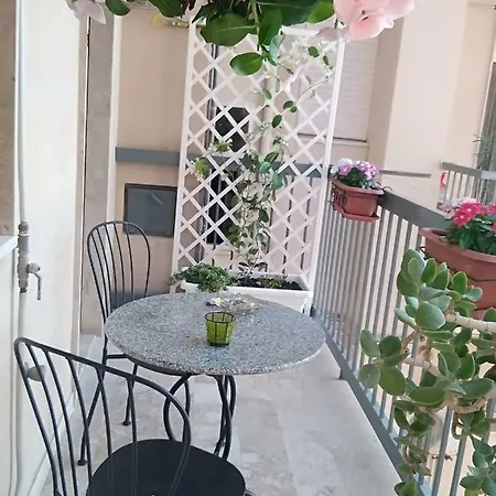 Tilde 3* צ'פאלו