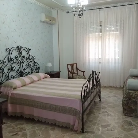 Tilde Nocleg ze śniadaniem 4*