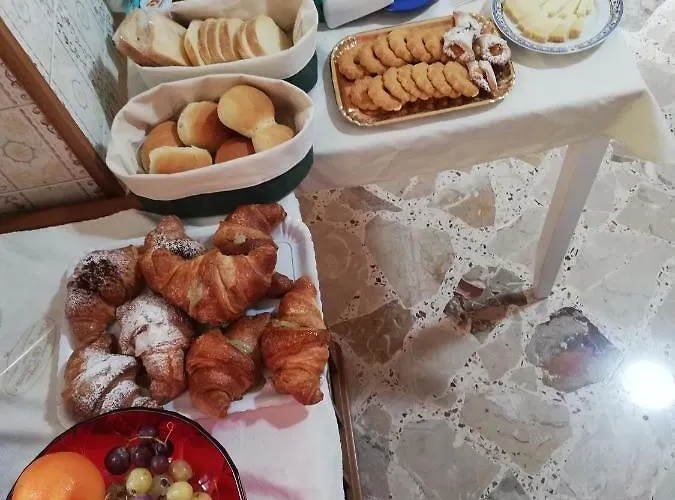 Tilde Nocleg ze śniadaniem 4*